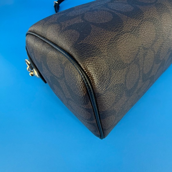 Coach Small Bennett Satchel - Picture 6 of 10